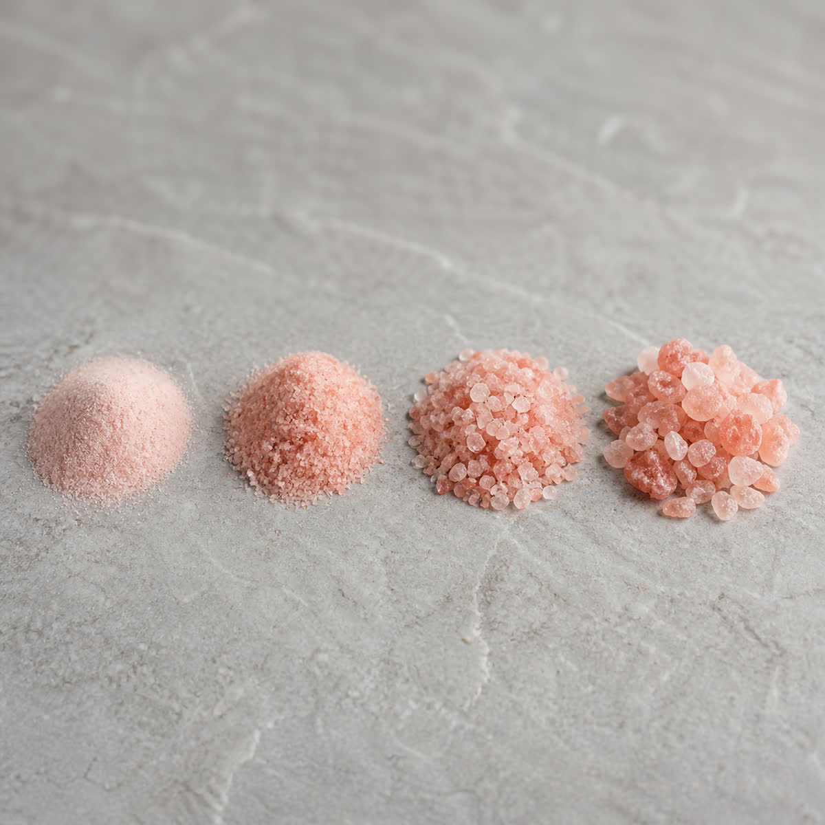 Four Himalayan salt granulations from powder to coarse grain